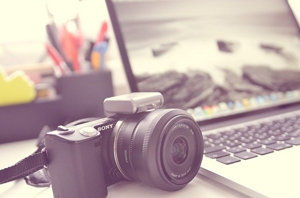 how-to-earn-money-by-stock-photo