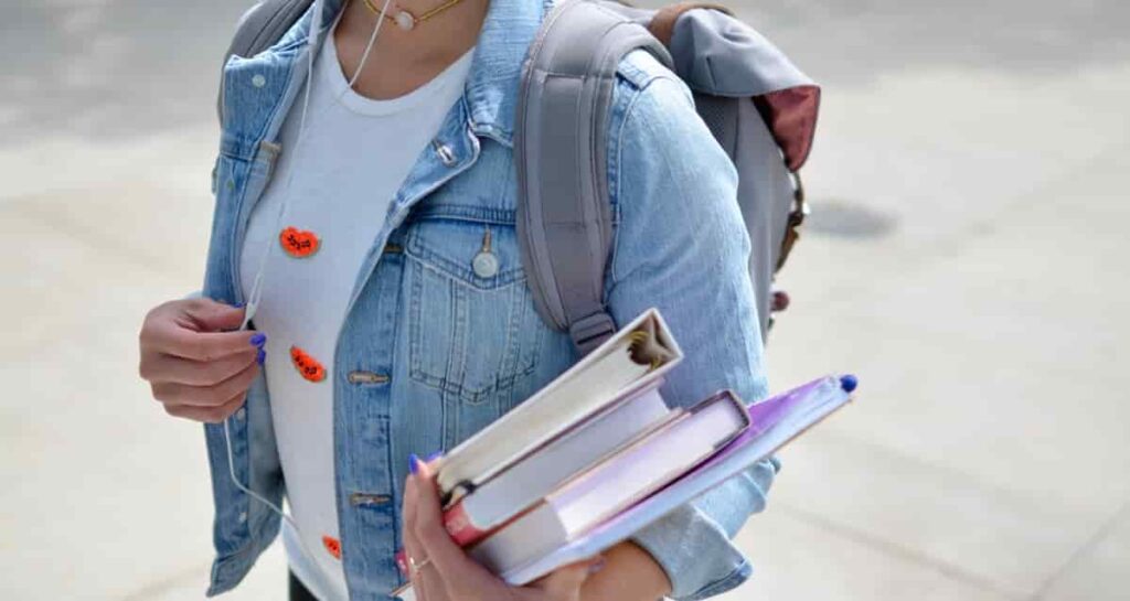 reviewing-online-learning-sites-for-high-school-students